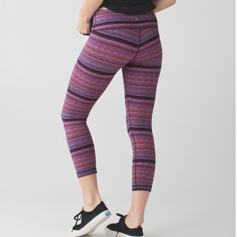 Lululemon Wunder Under Crop III